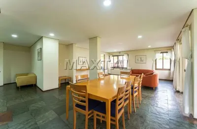Cobertura com 265m² com 3 quartos, sendo 3 suítes, lazer completo, sala de cinema. vista para cidade