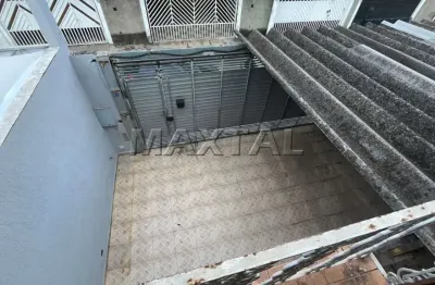 Sobrado à venda de 130m², com 2 dormitórios sendo 1 suite e 2 vagas, na vila santa terezinha.
