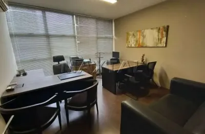 Sala comercial à venda com 96 m², ambientes planejados, localizada no bairro da consolação.