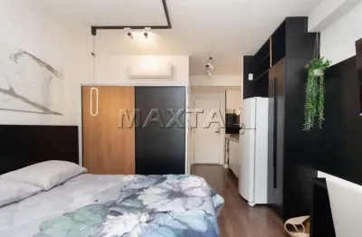 Studio à venda em moema com 1 quarto, sendo 1 suíte, de 25m² com lazer completo.