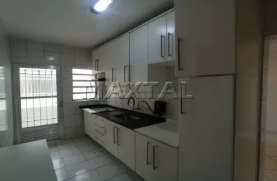 Ótima localização, apartamento com 2 dormitórios, 1 sala e banheiro- 600 metros do metrô santana.