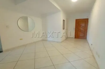 Apartamento para locação com 2 dormitórios, 1 sala a 600 metros do Metrô Santana.