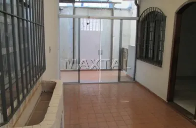 Casa térrea com salão de festas, 3 dormitórios sendo 2 suítes, no residencial santa teresinha.