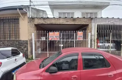 Sobrado à venda em rua fechada, com  2 quartos, 2  banheiros e 2 vagas cobertas. c/ 120m² santana.