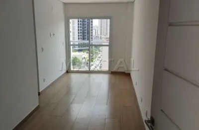 Studio semi mobiliado para locação, de 24m², varanda e próximo ao metrô Santana.