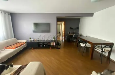 Apartamento em santana com 3 quartos sendo 1 suíte, cozinha, banheiro, área e 2 vagas de garagem.