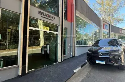 Escritório comercial totalmente mobiliado no bairro do horto florestal com 120m2 e dois banheiros.