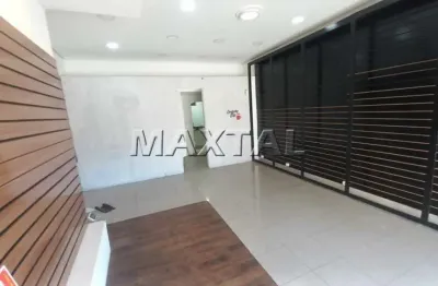 Loja à venda no centro comercial de santana, com 46m², toda em piso frio.