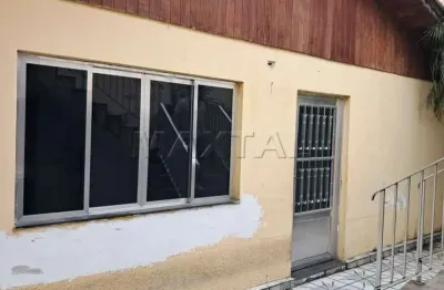 Casa ampla à venda de 500m² na vila mazzei com 7 dormitórios e 4 banheiros.