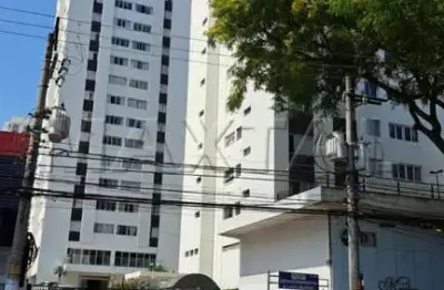 Apartamento em santana com 2 quartos, sala 2 ambientes, cozinha, banheiro e vaga de garagem.