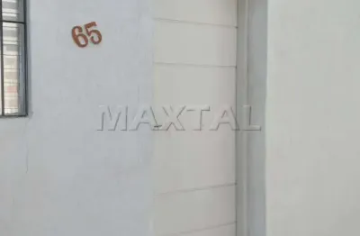 Casa para locação na região de santana com 85m², com 3 quartos, 1 banheiro e 1 vaga.