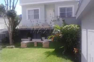 Sobrado tremembé em condominio 149m², 3 quartos e 1 suíte, 2 vagas de garagem.