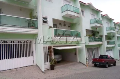 Sobrado em condomínio fechado 156m, com 3 dormitórios proximo ao horto florestal.