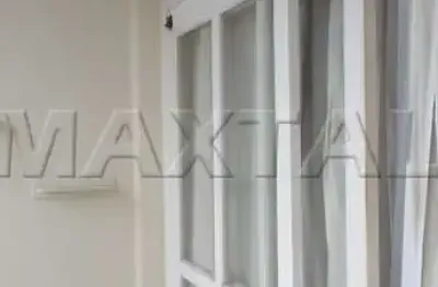 Apartamento de 109 m² à venda, com sacada, 03 dormitórios, sendo 01 suíte, e 02 vagas, em santana