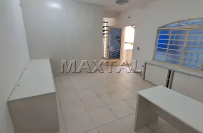 Casa comercial ,120m² de área útil, com 3 andares, são 4 salas amplas, 5 banheiros, copa cozinhas.