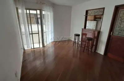 Apartamento com 45m², 1 dormitório, sala com sacada, cozinha, área de serviço e 1 vaga.