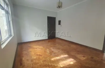 Apartamento para alugar ao lado do metrô santana, com 2 quartos, banheiro e área de serviço.