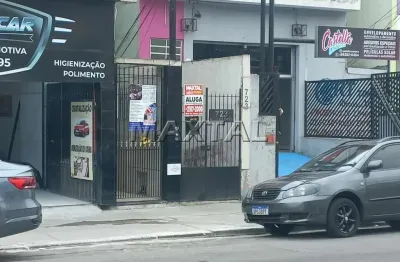 Casa para alugar 1 dormitório sala cozinha banheiro próximo ao largo do japonês