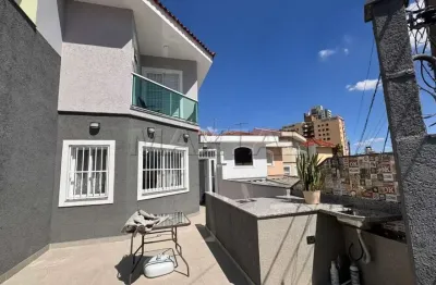 Sobrado à venda no tucuruvi à 400 metros do metrô de 120 m², com 2 suítes e 2 vagas amplas.