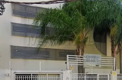 Apartamento para alugar de 60m², com 2 quartos sendo 1 suíte e 1 vaga, na santa teresinha.