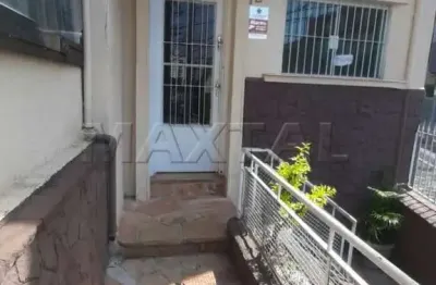 Sobrado à venda de 120 m², 3 quartos, 2 banheiros, 1 sala ampla e 1 vaga, em santana.