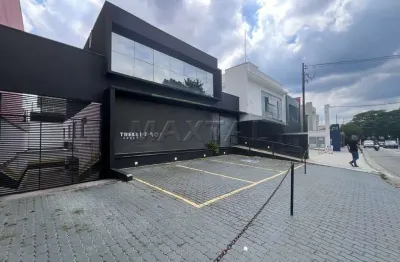 Loja comercial para venda no tucuruvi, de 484m², 4 banheiros e 15 vagas.