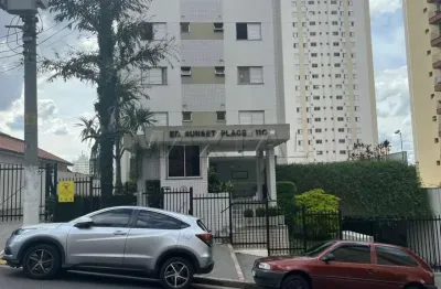 Apartamento mobiliado com 2 quartos em santa terezinha, 1 suíte, cozinha, área e vaga fixa.