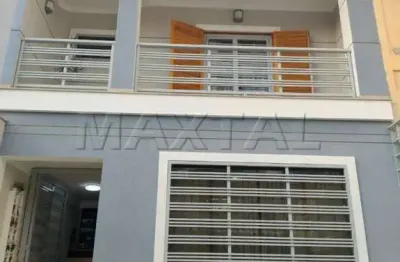 Sobrado na água fria com 3 dormitórios, 1 suíte, 2 banheiros, 2 vagas de garagem, 201m²