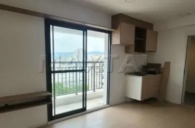 Apartamento no Tucuruvi com 1 quarto , sala, cozinha americana, banheiro e sacada com visão total.