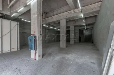 Galpão Comercia 278M² area construida 308 M² area total, a venda e locação proximo ao metro