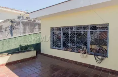 Asa à venda com 150 m² de área construída e 190 m² de área total, oferecendo conforto e excelente ap