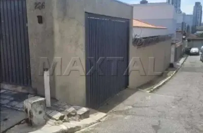 Casa na região Tucuruvi para alugar com 250m², 2 Quartos, 2 Banheiros e 3 Vagas.