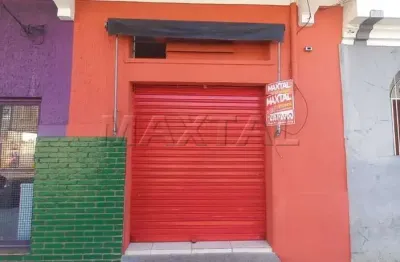 Loja para vender na Rua Dr. Zuquim de 15m² e 1 banheiro e porta de aço próximo ao Terminal e Metrô