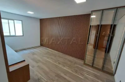 Apartamento, 102m² com 3 dormitórios, 1 suíte, sala ampla, cozinha planejada, 1 vaga