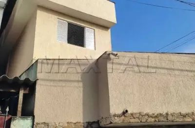 Sobrado com 3 quartos, cozinha, 3 banheiros, 1 vaga e quintal com churrasqueira na Freguesia do O