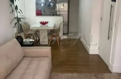 Apartamento residencial 60 m², 2 quartos, 1 suíte, 2 banheiros, 1 vaga coberta.