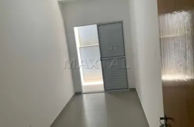 Apartamento para locação no  Parque Mandaqui, 40m² com 2 dormitórios, sala, cozinha e 1 vaga.