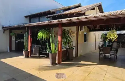 Casa em condomínio fechado com 3 quartos à venda na Rua Nilton Santos, Recreio dos Bandeirantes, Rio de Janeiro, 200 m2 por R$ 980.000