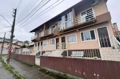 Sobrado com 2 dormitórios à venda, 78 m² por r$ 298.000,00 - real parque - são josé/sc