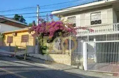 Residencial › casa com 4 dormitório(s) sendo 0 suíte(s) no bairro centro - - florianópolis - sc