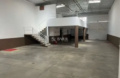 Barracão / Galpão / Depósito com 3 salas para alugar na Avenida Pedro Timponi, 292, Nova Benfica, Juiz de Fora