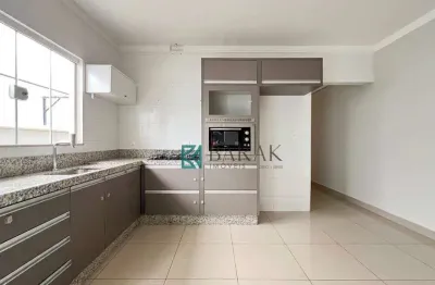 Sobrado com 3 dormitórios à venda, 135 m² por R$ 770.000,00 - Jardim Paris Vi - Maringá/PR