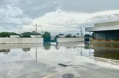 Barracão para alugar, 7400 m² por r$ 170.000,00/mês - vila ipiranga - maringá/pr