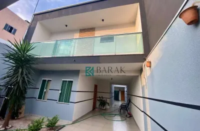 Sobrado com 3 dormitórios à venda, 280 m² por R$ 1.100.000,00 - Jardim Dias I - Maringá/PR