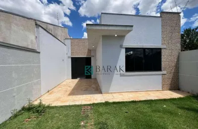 Casa com 3 dormitórios para alugar, 132 m² por R$ 2.000/mês - Três Lagoas - Maringá/PR