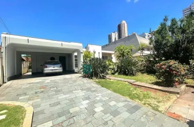 Casa com 3 dormitórios à venda, 350 m² por R$ 2.200.000,00 - Zona 02 - Maringá/PR