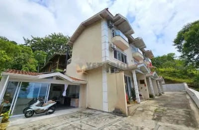 Sobrado em condomínio à venda em são sebastião, cigarras, com 3 quartos, 140m²