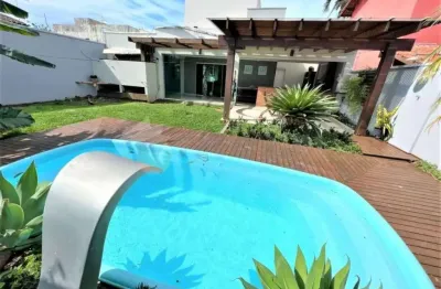 Sobrado à venda em caraguatatuba, pontal de santa marina, com 4 quartos, 269m²