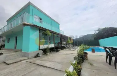 Sobrado com 4 quartos, 205m², à venda em ubatuba, lagoinha
