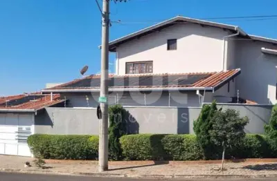 Casa com 5 quartos à venda na rua adaísio giron, 240, jardim regina, indaiatuba, 258 m2 por r$ 1.498.000